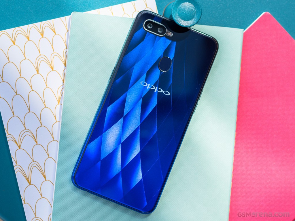 Oppo F9 Pro