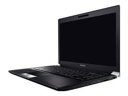 Toshiba R940 Core i5 4GB/320GB Laptop